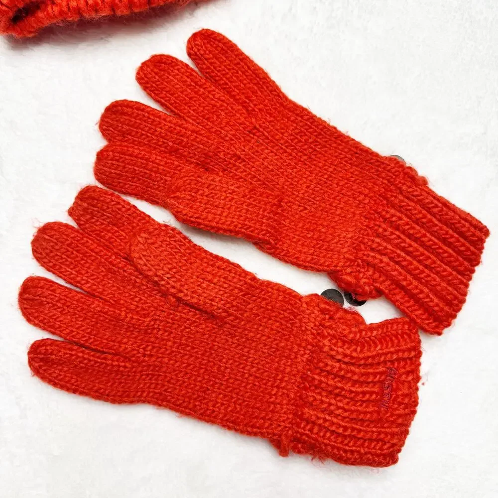 FOSSIL Orange Winter Knit Pom-pom Hat & Gloves Matching Cold Weather Set
